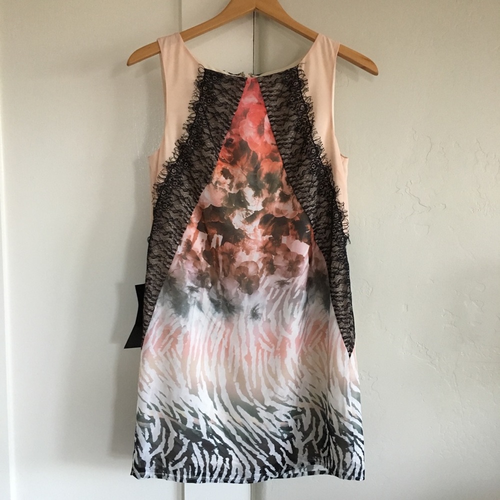 🤍 nwt | Bebe | floral / zebra pattern shift dress